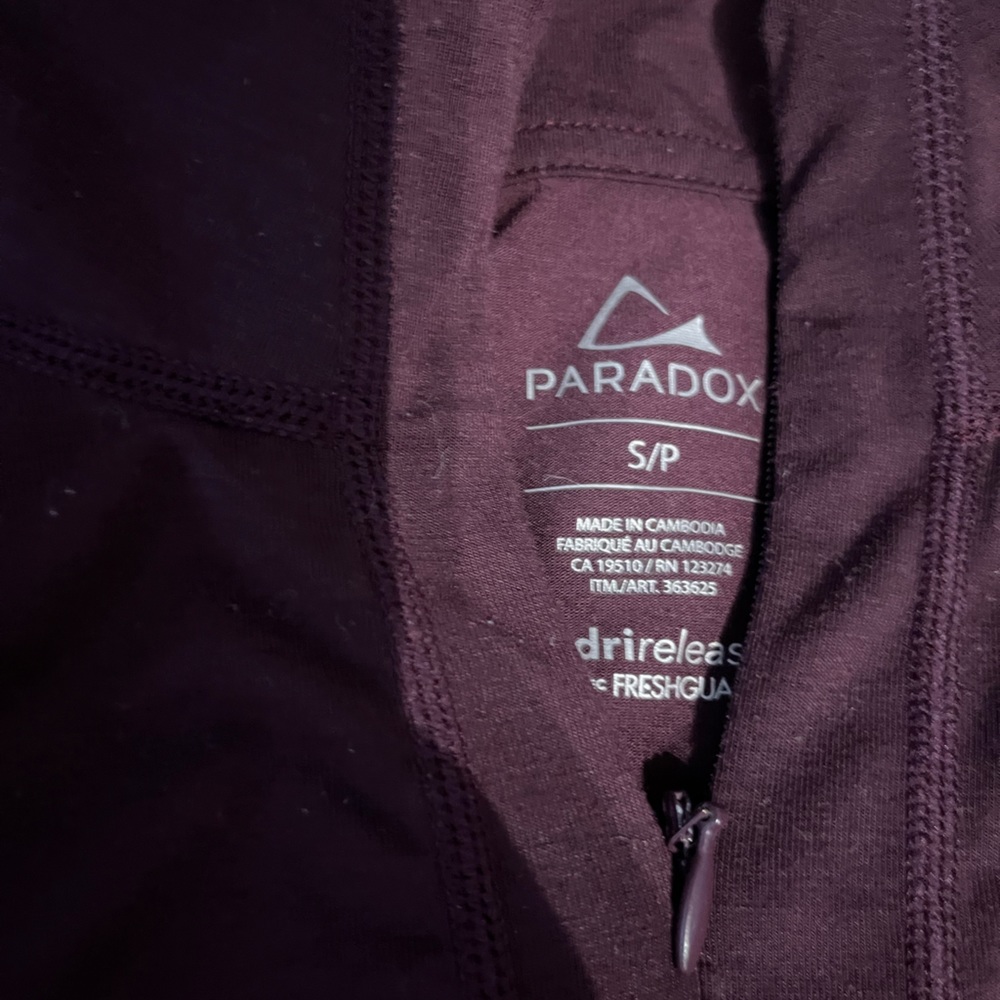 athletic pull over - Picture 2 of 2